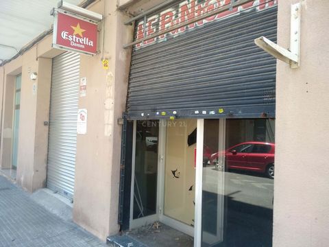 If you are looking for a place to invest or for your business, we have what you are looking for. We offer you this place in Sant Boi de Llobregat. Excellent opportunity to own this premises with an area of 70 m² located in the town of Sant Boi de Llo...