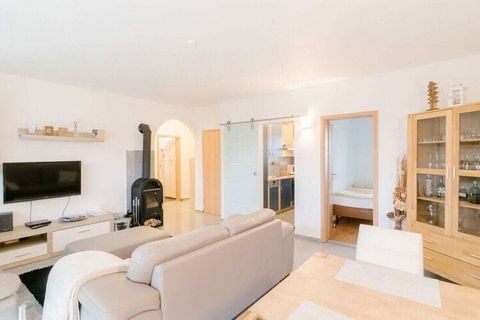 Maison de vacances non-fumeur indépendante et confortable située au calme avec sauna et jardin avec 2 appartements séparés confortables