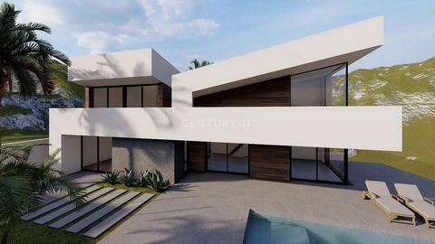 Villa for sale Benalmádena, Santangelo Norte area. New construction property with immediate delivery, 2024. Property of 330 meters built distributed over three levels. First floor: Entrance hall, light patio, living-dining room with double-height cei...