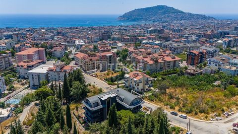 Apartamenty w kompleksie gotowe do zamieszkania w Alanya. Stylowe, gotowe do zamieszkania apartamenty znajdują się w kompleksie w Alanya Küçükhasbahçe. Są tam obiekty socjalne, takie jak odkryty basen, parking zewnętrzny, siłownia i sauna. AYT-04339 ...