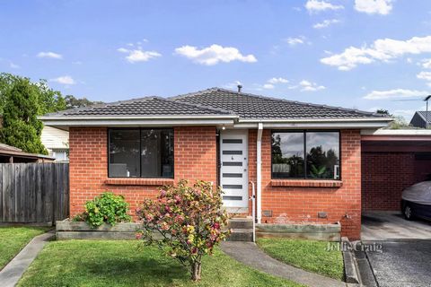 Gleaming polished timber floors and a recent revamp define this stylish and contemporary, easy-care unit in a fabulous location where you can indulge in easy access to station, buses, parklands, the Tarralla Creek Trail and a host of other amenities....