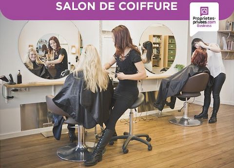 EXCLUSIVITE BORDEAUX. Mireille MAILLOT vous propose à la vente ce joli salon de de coiffure idéalement situé dans le quartier prisé de Saint Seurin. Cette enseigne de bonne réputation dispose de 4 postes de coiffage, 2 bacs et de tout le matériel néc...