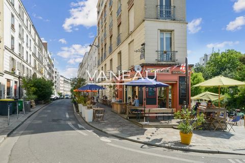 Il Gruppo Vaneau vi offre, in esclusiva, a 2 passi dal Parc de Belleville al 1° piano di un edificio ben tenuto, uno studio legale Carrez di 22,85 m² da ristrutturare. Luminoso e ben organizzato, è composto da un soggiorno con cucina, servizi igienic...