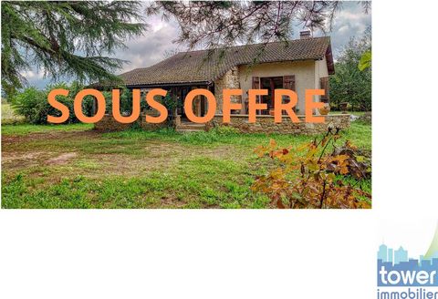 Pascal offers you ... : In a privileged area of nature and tranquility, small house to renovate! This property is on one level and on a crawl space for more comfort: large living room of more than 38 m2 - open kitchen - a bathroom - separate toilet -...