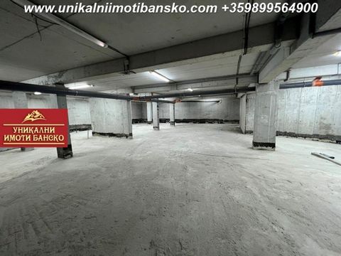 ... NO COMMISSION FROM THE BUYER! Agency 'Unique Properties Bansko' offers for sale PARKING spaces in an underground garage of a building located in the urban area, close to the ring road and hotel 'Zara'. The parking spaces have an area of 18 sq.m a...