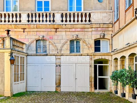Appartement de Charme de 75 m² Cur Historique de Dijon