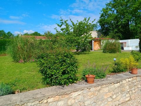 Maison à vendre 5 pièces 3 chambres jardin clos MAREUIL SUR LAY DISSAIS (85)