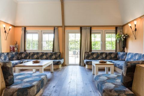 For a royal stay, Residence de Eese offers two types of group accommodations: the 18-person Eeserburcht and the 28-person Kasteel de Eese. The Eeserburcht consists of two connected buildings, elevated with views of the park's tennis courts. The main ...
