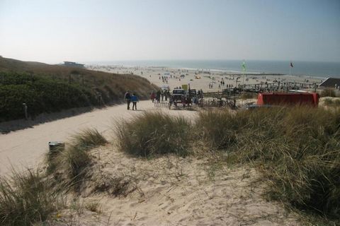 Coastal Comfort Meets Family Fun Unwind in this stylish and modern bungalow nestled within the peaceful, car-free Resort Callantsoog—just a 500-meter stroll from the stunning North Sea beach. Designed with a nod to the nearby bulb fields, this airy, ...