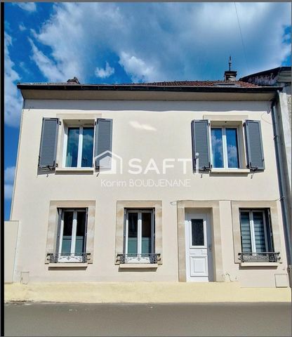 Maison de ville, 3 chambres, 2 pièces d'eau, terrasse...