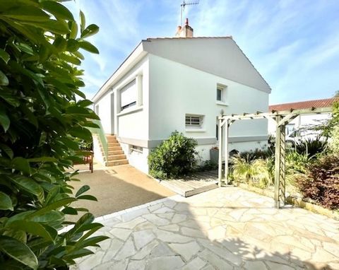 Maison à vendre 5 pièces LA ROCHELLE (17)
