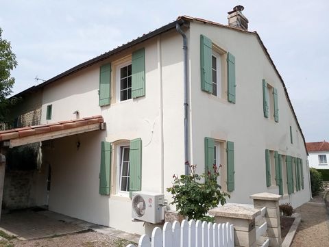 MAISON CHARENTAISE 123 M² Env. LA CAMPAGNE PROCHE DE COMMUNES !