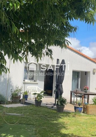 Maison contemporaine de plain-pied avec jardin clos