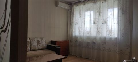 ID в ИМЛС: 46961394 Сдам 1-комн. квартира ( г Казань ул Тихомирнова 7). Дом: материал стен - кирпичный, вид дома - вторичка, этаж - 3, этажность - 5. ИCТОРИЧЕСКИЙ ЦEНТР. ШИКАРНЫЙ ВИД ИЗ ОКНА НА TEATP KУKОЛ 