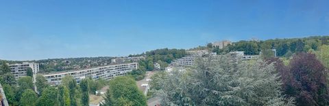 Traversant EST - OUEST - Vue à 180° - dernier étage