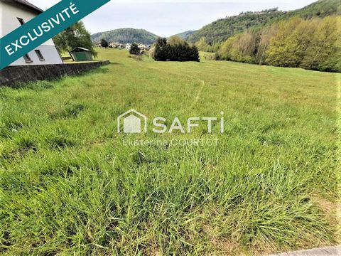 Terrain constructible de 1820 m²