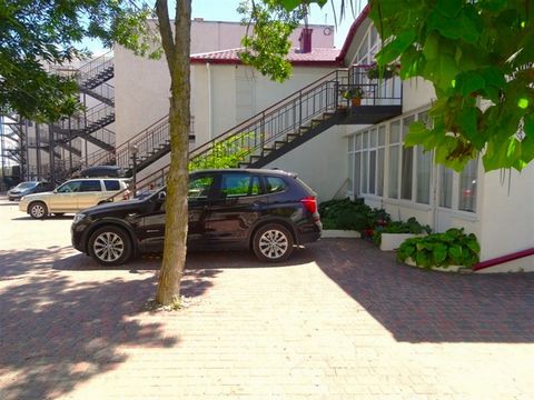 ID в ИМЛС: 46978659 Сдаются апартаменты премиум-класса в двухэтажном коттедже на охраняемой территории в Орловке, Крым. Минимальный срок - 5 дней. Предлагаю вашему вниманию комфортабельные апартаменты для семейного отдыха на берегу Черного моря. Расп...