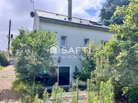 Situé au coeur de la Touraine entre rivière et châteaux cette maison de 122 m2 offre confort, espace et commodités. A voir absolument