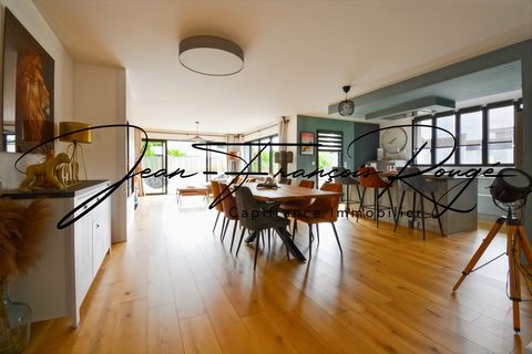 Maison contemporaine de 162 m² construite en 2019 avec vie de plain-pied et piscine au sel !!!