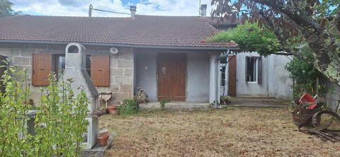 A vendre, maison authentisue des annees 1830.