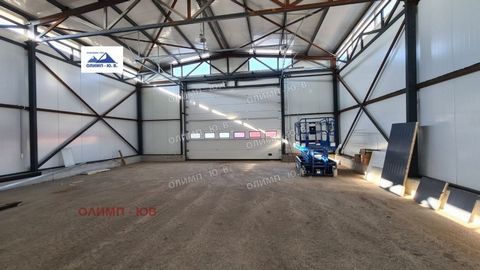 We sell a new warehouse of 560 sq.m. and 1780 sq.m. ideal parts of a plot. It is located in a very communicative place, on a main road, near the Ring Road of Sofia. A ring road on Kostinbrod is to be built, right next to the property. The warehouse i...