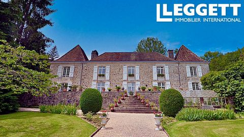 A06420 - This 'mini Chateau' is situated in a very quiet location on a hill with panaromic view and within walking distance of the centre of Nontron, where there are 3 supermarkets (Super U, Intermarché and Lidl). Habitable surface 425 m2, spacious r...