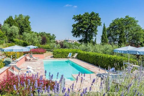 This 5-bedroom villa in Marche, Italy can host up to 10 guests. Located near the town centre of Mondavio, it is great for a family or group with pets. The villa has a swimming pool offering panoramic views. This villa is only 20 km from the Adriatic ...