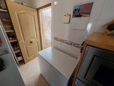 We present you this magnificent townhouse situated in Torrox. The property is located in a very quiet residential area. It can be accessed both from the main entrance, situated at street level, and from a back entrance. As soon as you enter the prope...
