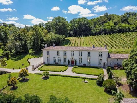 Beautiful and spacious 10 bedroom stone built country house, with a living area of approximately 600m2, set on 45 acres of land including around 20 acres of vines. It consists of 10 bedrooms, all with their own bath/shower rooms, including an indepen...
