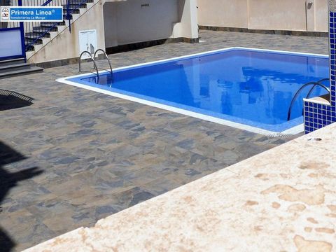 Very central apartment in Cabo de Palos, with 74 m2 plot. It offers 1 bedroom, 1 bathroom, fully equipped kitchen, terrace, patio and large living room. The house is completely renovated. It has marble floors and air conditioning.%%LINE%%%%LINE%%Read...