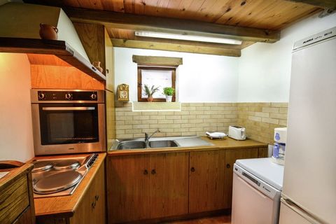 Holiday home in the Kalamitsi Alexandrou region of Crete in Greece, it can accommodate 6 people and has 3 quaint bedrooms. This accommodation is well suited for families with children or a group of couples. Travelling during the harvesting period giv...