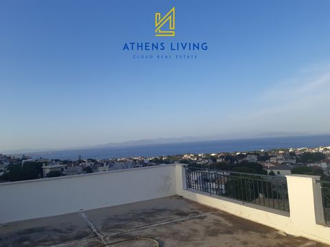 Un precioso apartamento con maravillosas vistas al mar. Planta: 1ª, en la zona: Artemida (Loutsa). La superficie de la propiedad es de 90 metros cuadrados. Consta de: 2 dormitorios, 1 baño, 1 salón comedor con chimenea, a la vez que dispone de una co...