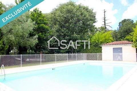 Welcome to Clos Cézanne! You are in a beautiful wooded, secure residence with swimming pool. Nestled there is this beautiful 80m² T4 apartment in perfect condition with terrace, garage and private outdoor parking space. It is in the immediate vicinit...