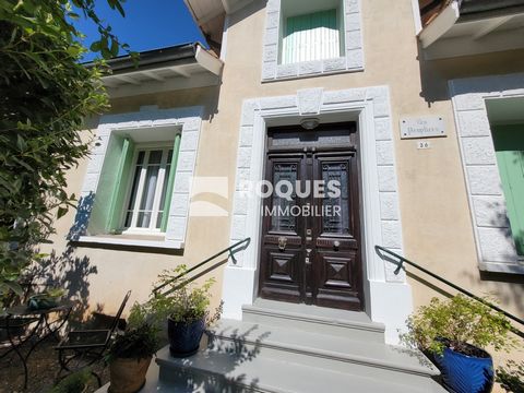 Lamalou les bains, beautiful mansion from 1899 of 156 m2 of living space on 1000m2 of land in very good general condition. Located in a quiet area, this charming house of character should seduce you. The house comprises: Garden level: entrance hall 7...