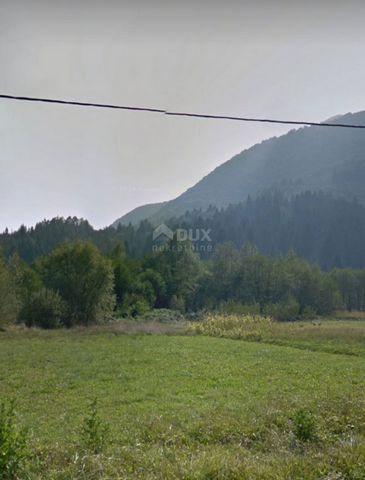 Location: Primorsko-goranska županija, Delnice, Brod na Kupi. GORSKI KOTAR, BROD NA KUPI - terreno edificabile 1132 m2 Vendiamo un bellissimo terreno pianeggiante situato entro i confini della parte non edificata dell'area edificabile dell'insediamen...