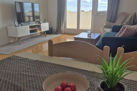 Apartment Mia is set only 500 meters from the popular Banje Beach and 700 meters from Dubrovnik’s historic center. Guest will have unlimited access to WiFi. This two-bedroom apartment features free WiFi, air-conditioning, living room with SAT TV, and...