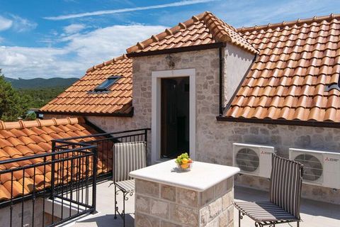 Holiday Home Lovište is self catering accommodation located in Lovište, a small town situated in one of the most beautiful bay on the Pelješac peninsula, located 132 km away from Dubrovnik Old Town. Guests will have access to private swimming pool wi...