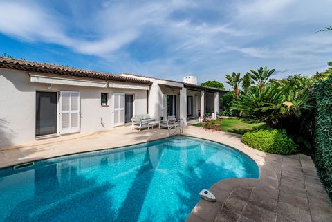 Located in the prestigious Hauts de Vaugrenier estate, this stunning single-story villa, fully renovated, offers approximately 107 m2 of comfort on a 500 m2 plot. The quality of the renovation, modern comfort, and exceptional surroundings are sure to...