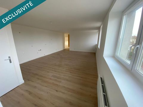 Appartement et stationnement au cœur de Charmes !