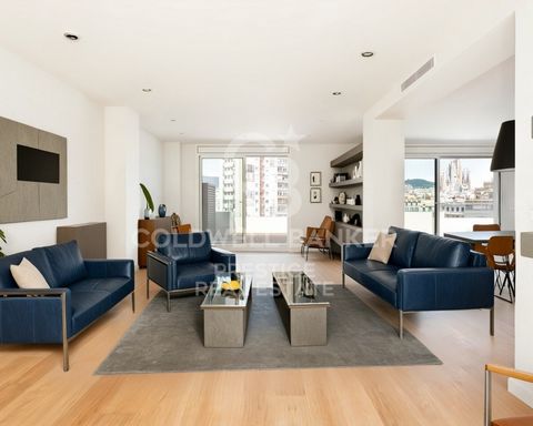 Coldwell Banker Prestige is proud to present this exclusive penthouse with two spectacular terraces, located in the heart of Barcelona, in La Dreta de l'Eixample, one of the city's most prestigious and sought-after neighborhoods. The property include...