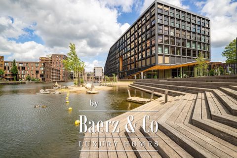 Krijn Taconiskade 21 te Amsterdam Bel nu voor het maken van een afspraak of voor het opvragen van een brochure van dit beeldschone appartement aan vaarwater in ‘Jonas’! Een award winnend -prestigieus en duurzaam- gebouw in de haven van IJ-burg! ‘Jona...