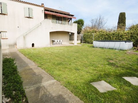 Maison à vendre en R+1 de 166 m² sur un terrain de 1837 m². Route d'Eyguières (13) Arles