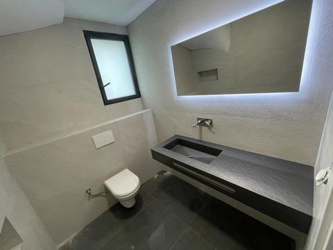 photo no. 12