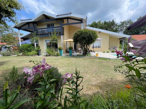 Centre ville, magnifique villa d'architecte T6, garage 50 m², grand terrain, piscine