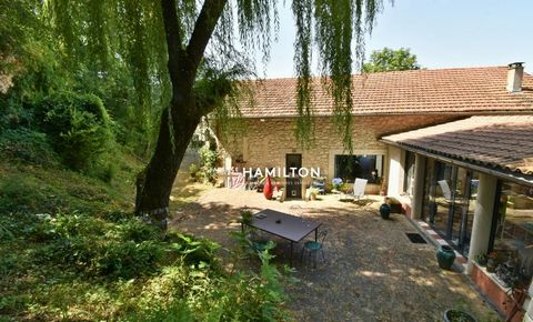 MAGNIFIQUE MAISON RÉNOVÉE AVEC BOUTIQUE ET JARDIN ATTENANTS