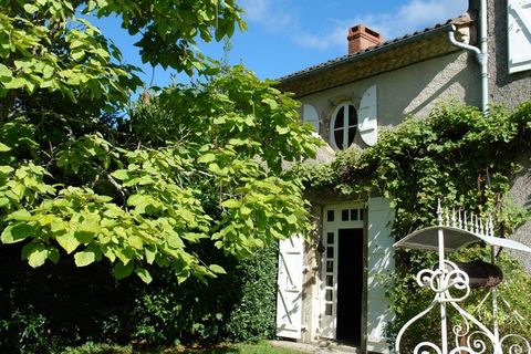 Dpt Haute Vienne (87), à vendre SAINT MATHIEU maison P6 de 211 m² - Terrain de 1 363,00 m²