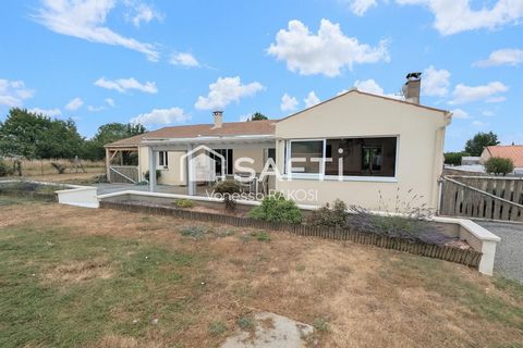 A deux pas de Surgères, maison de plain pied 4 chambres