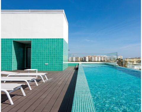 In Faro, this 1-bedroom flat, with a large south-facing balcony in the extension of the living room with a fully equipped open-space kitchen, has one bedroom with a wardrobe and a fully fitted bathroom. The PANORAMIC POOL FARO RESIDENCES benefits fro...