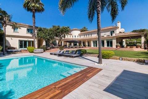 Casa Azalea is a spectacular, south facing family villa and is located within the prestigious gated community of Sotogrande Costa. Sotogrande Costa is bathed in tree-lined roads, lovely beaches, as well as a magnificent yachting marina which offers t...