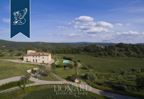This 19th century farm for sale in the province of Terni, is immersed in fourteen hectares of land cultivated with olive groves with its own production of extra virgin olive oil. The property consists of a barn and two old stone farmhouses. The groun...